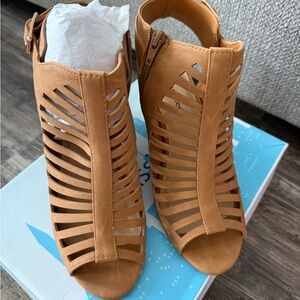 Tan Strappy Peep-Toe Wedges